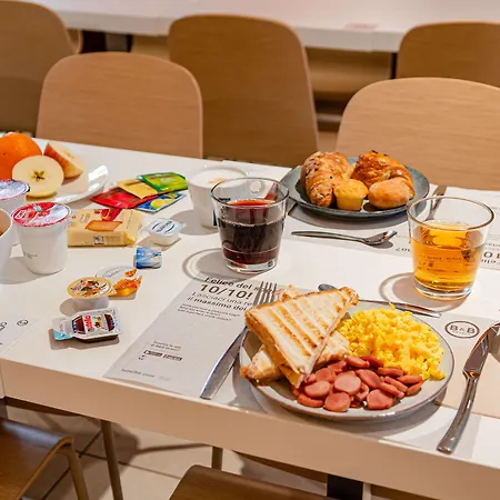 Pietralata Tiburtina Hotel